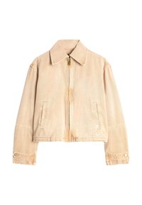 Krótkia jasnobeżowa kurtka dżinsowa z złotym zamkiem błyskawicznym, dużym kołnierzem, dwoma przednimi kieszeniami i mankietami zapinanymi na guziki. Gładka tekstura z widocznym przeszyciem.