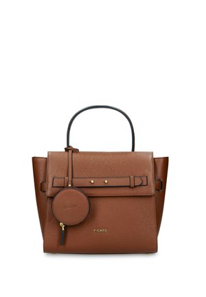 Bruine leren handtas met bovenhandvat, voorsluiting, riemdetail, ronde aangehechte muntenzak en gouden "PICARD" logo middenvoor.