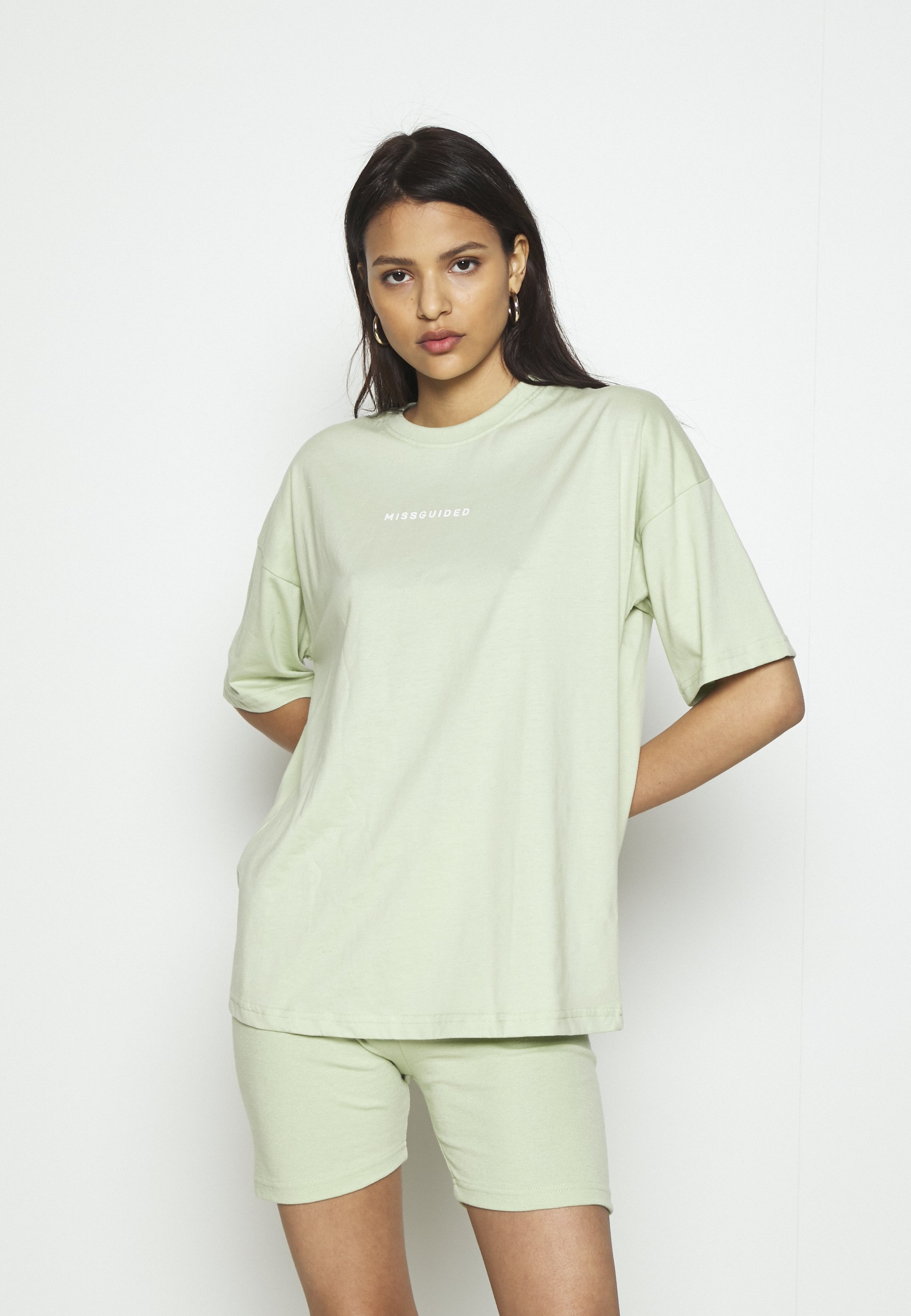 Missguided COORD \u0026 CYCLING MISSGUIDED SET - Shorts - green - Zalando.co.uk