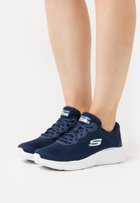 Skechers Sport SKECH-LITE PRO - Tenisice - navy/white