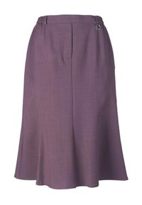 Lila knielanger Rock mit ausgestellter Form, gefertigt aus glattem Stoff. Verfügt über einen Taillenbund mit Schlaufen-Detail und vorderen Falten.