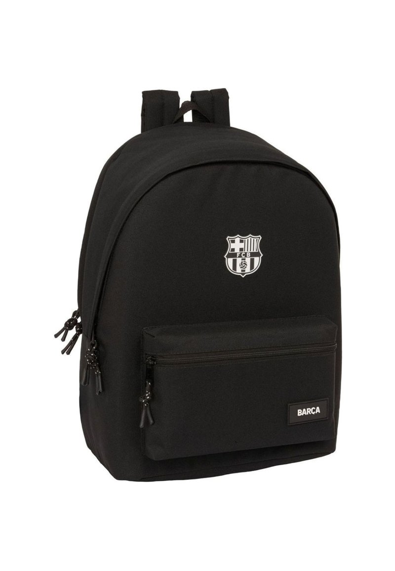 Zaino nero con logo del FC Barcelona sul davanti, tasca anteriore con zip etichettata "BARÇA" e spallacci imbottiti.