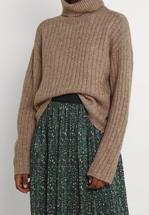 Sweter