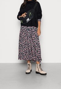 Vero Moda Sweter