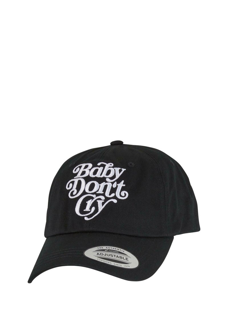 Fekete pamutzsák baseball sapka ívelt karimával, melynek elején fehér hímzett szöveg olvasható: "Baby Don't Cry". Hátsó állítható pánttal.