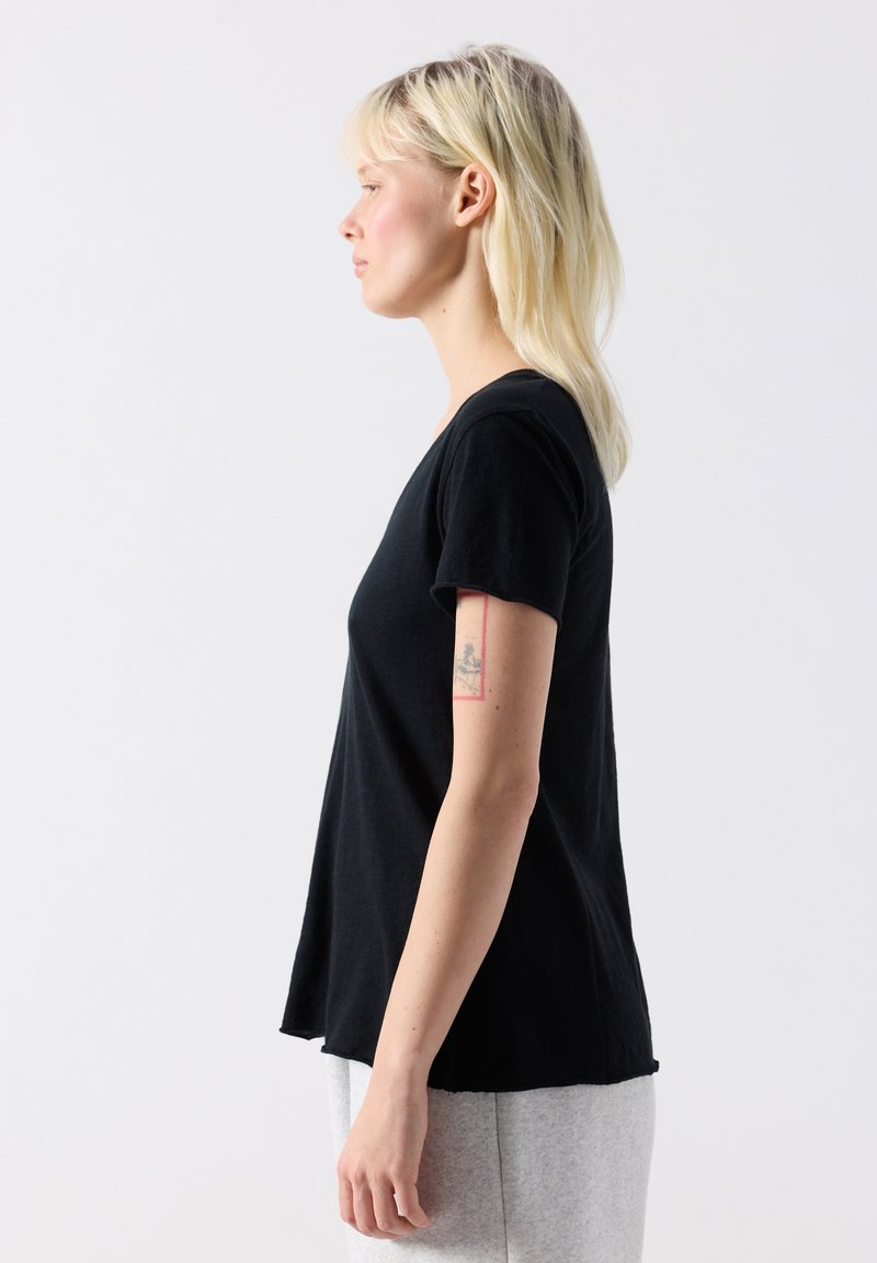 American Vintage JACKSONVILLE V NECK TEE Basic T-shirt noir