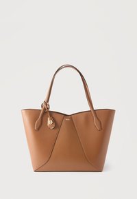 Unselected, medium brown