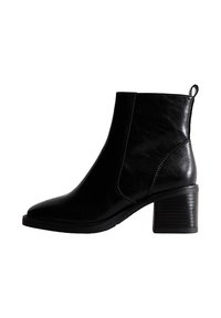 BLOCK HEEL - Korte laarzen - black