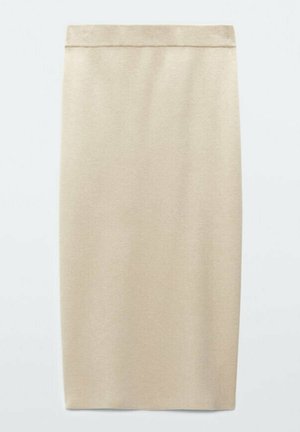 Beżowa ołówkowa spódnica wykonana z gładkiej tkaniny, charakteryzująca się prostym krojem i płaskim paskiem w pasie. Brak widocznych wzorów lub elementów metalowych.