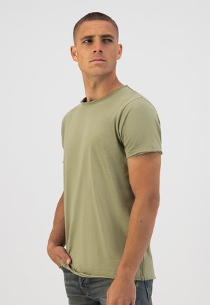 MC QUEEN - Basic T-shirt - oil green