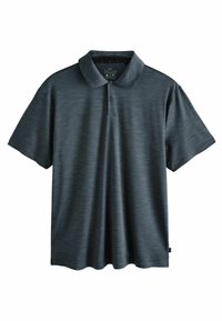 Polo gri închis cu un model subtil de dungi, mâneci scurte, guler plat și trei butoane la gât; realizat dintr-un material neted.