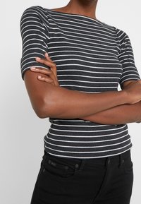 Lauren Ralph Lauren Triko s potiskem - grey