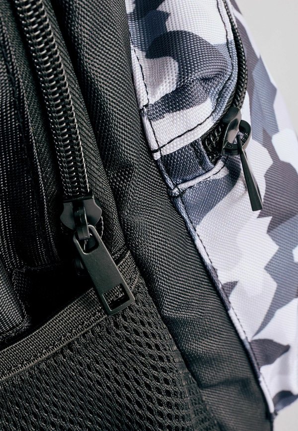 Tagesrucksack – playstation