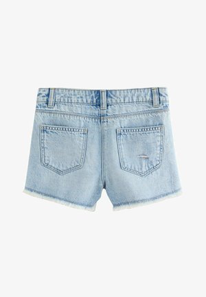 Gaiši zili džinsu šorti ar saplēstu apakšmali, ar divām aizmugurējām kabatām un gludu tekstūru. Nav redzamu logotipu vai metāla detaļu.