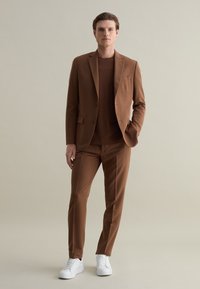 PIOMBO ELEGANT  - Chino - leather brown