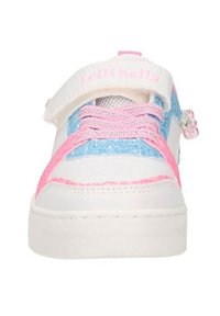 Sneaker bianca con accenti rosa e blu, dotata di tomaia in mesh texture, dettagli glitterati, suola in gomma rotonda e cinturino regolabile.