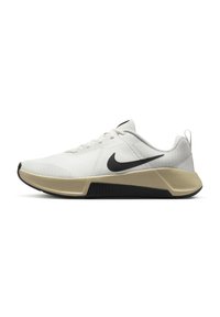 Unselected, sail black team gold white