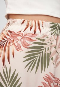 Cloud 5ive LONGFORM MIT ALLOVER BLÄTTER PRINT - Maksiseelik - white