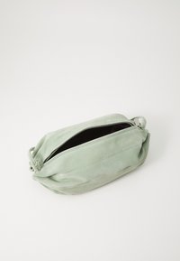 Marimekko KARLA - Rankinė per petį - light green