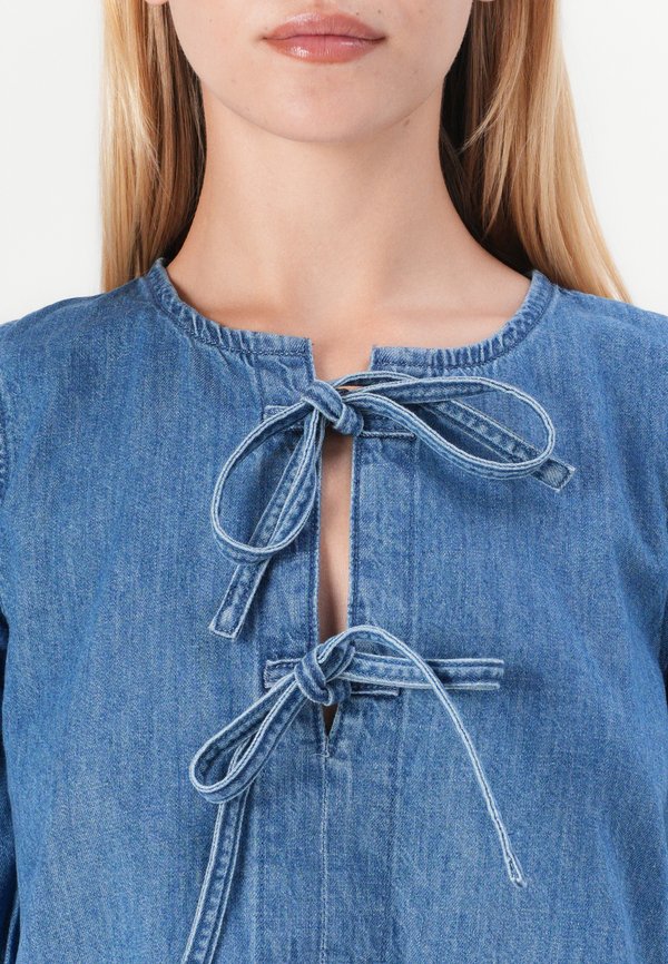 ONLCLARA PUFF BOW - Blouse2