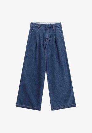 Pantaloni in denim a gamba larga di colore blu scuro. Caratterizzati da vita alta, davanti plissettato e orlo grezzo. Realizzati in cotone resistente con una texture liscia.