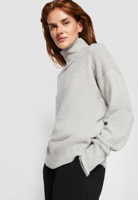 BOSS FAMINDI - Πουλόβερ - silver