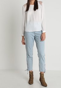 ONLY Blouse - off-white