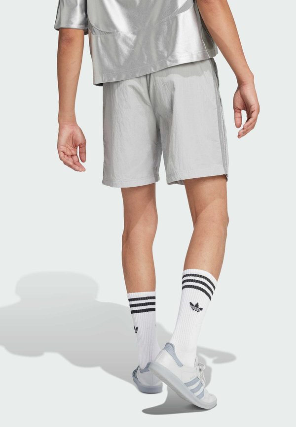 ADICOLOR 2000S - Shorts3