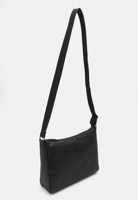 Zign LEATHER UNISEX - Skulderveske - black