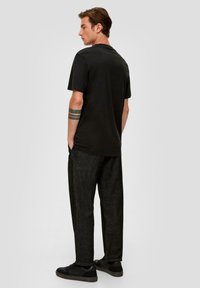 s.Oliver T-Shirt basic - schwarz