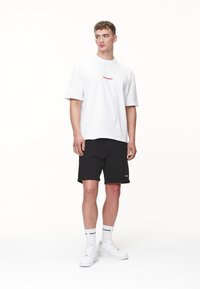 Pegador COLNE LOGO TEE - T-shirts med print - white/red