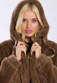 South Beach FAUX FUR HOODED - Giacca invernale - beige