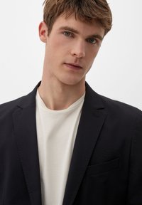 s.Oliver Marynarka