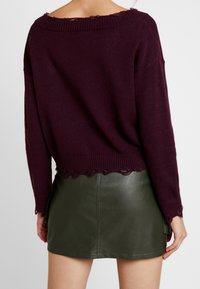 Honey Punch Stickad tröja - purple