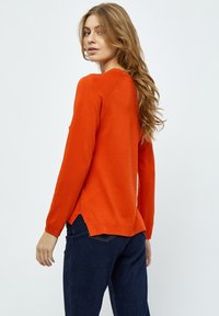 PEPPERCORN PCTANA - Strickpullover - intense orange