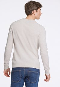 Junk De Luxe RECYCLED MIX  - Strickpullover - off white mel