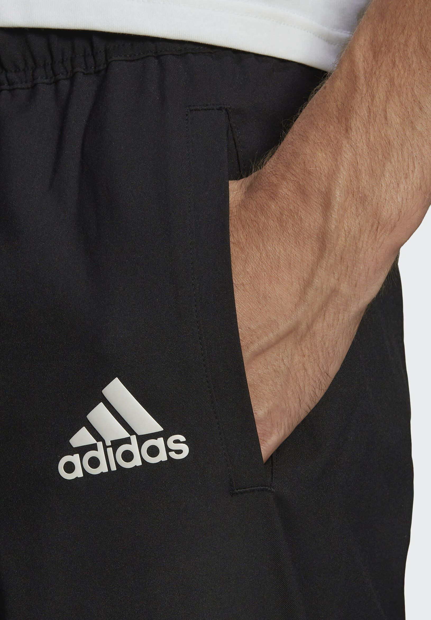 adidas mens woven tracksuit