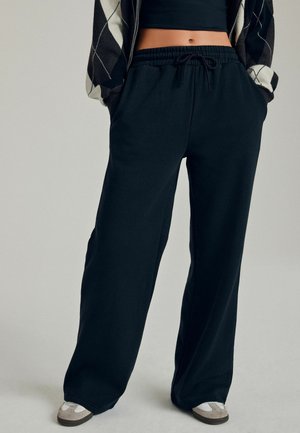 ESSENTIAL WIDE JOGGERS  - Nohavice - black