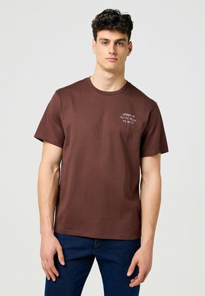 Wrangler SHORT SLEEVE - T-shirt print - mahogany