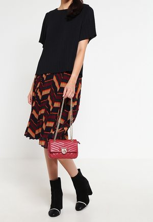 Valentino Bags, Sac bandoulière - red