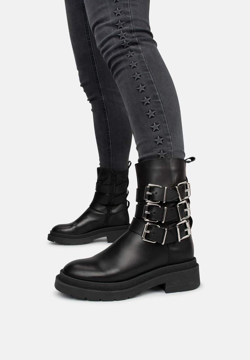 PS POELMAN BENNIE - Botines con plataforma - black