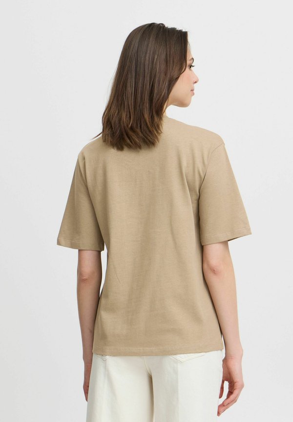 BYTROLLO - Basic T-shirt - roasted cashew2