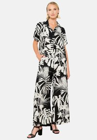 LolaLiza WIDE WITH TROPICAL PRINT - Pantaloni - black