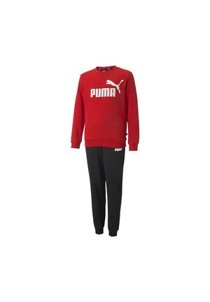Felpa rossa Puma con logo bianco sul petto, abbinata a pantaloni della tuta neri con logo bianco in vita. Tessuto misto cotone.