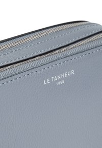 Le Tanneur EMILE - Borsa a tracolla - blue