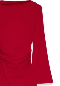 Punainenkleita, jossa on pitkät hihat, hyvin istuva siluetti, teksturoitu kangas, jossa on rypytys yksityiskohta sivussa, sileä kaula-aukko.