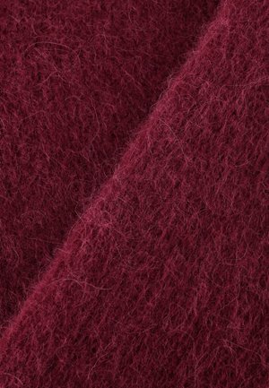 Bordeaux wollen stof met een zachte, fluffy textuur; heeft een losse weving met zichtbare vezels die diepte en warmte creëren.