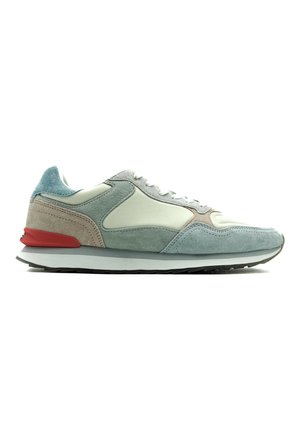 Sneakers in suede grigio chiaro e verde menta con una parte superiore in rete bianca, accentuazione del tallone rossa e suola in gomma nera. Chiusura con lacci.