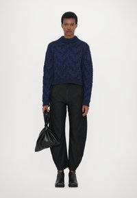 Henrik Vibskov Džemperis - flat navy