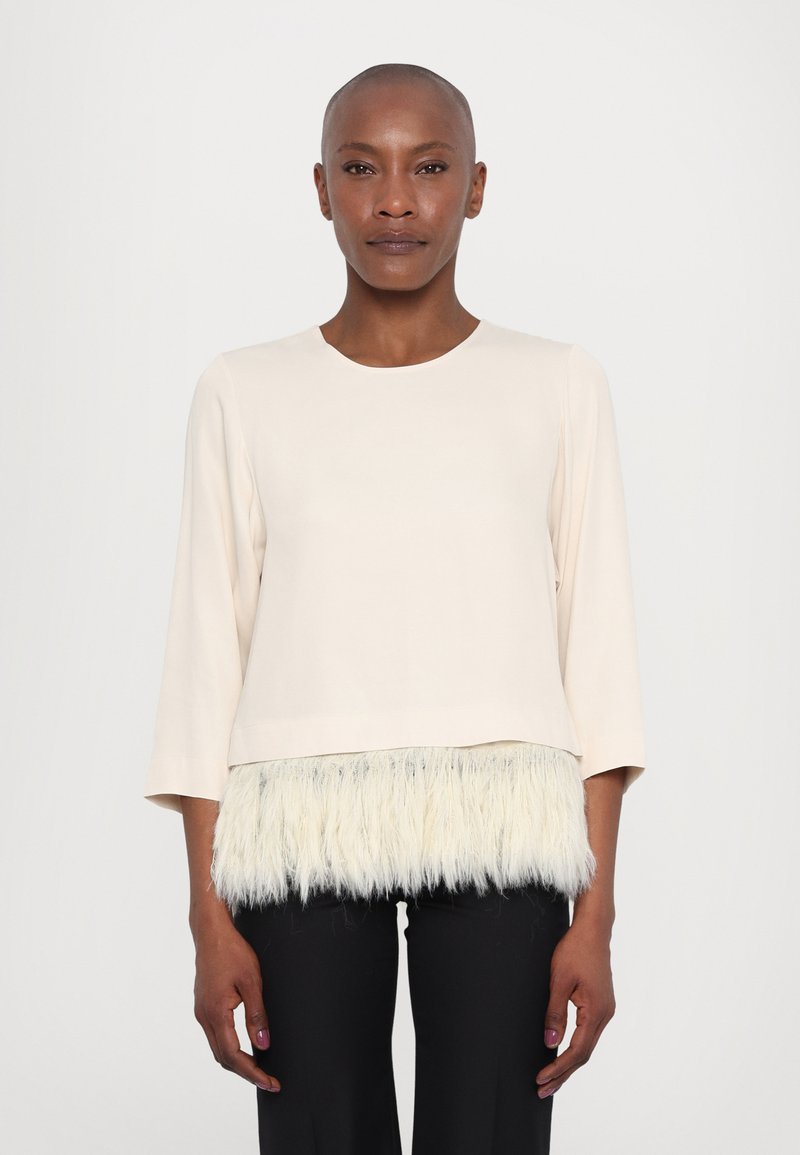 By Malene Birger - SCARLETTS - Bluse - soft white, Forstør